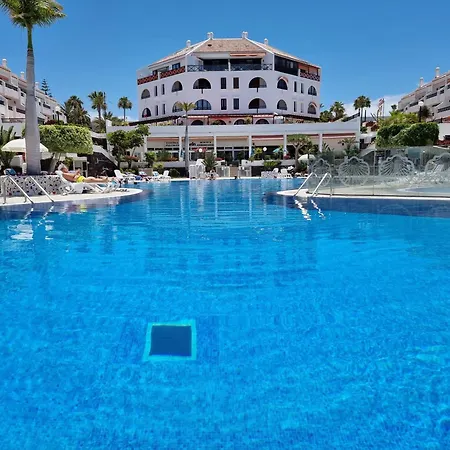 Apartment In Playa De Americas Mit Terrasse Playa de las Américas