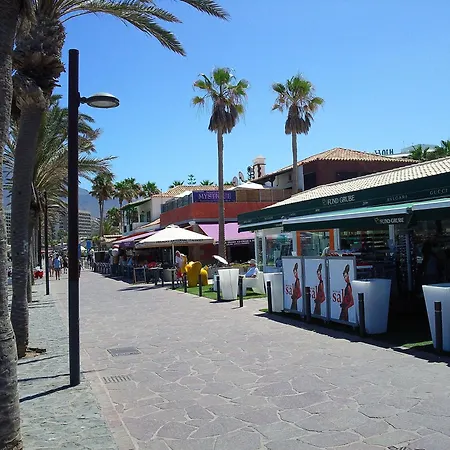 In Playa De Americas Mit Terrasse Apartment Playa de las Américas