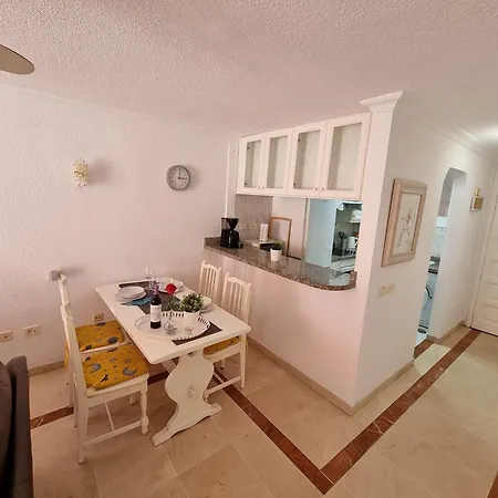 Apartment In Playa De Americas Mit Terrasse Playa de las Américas